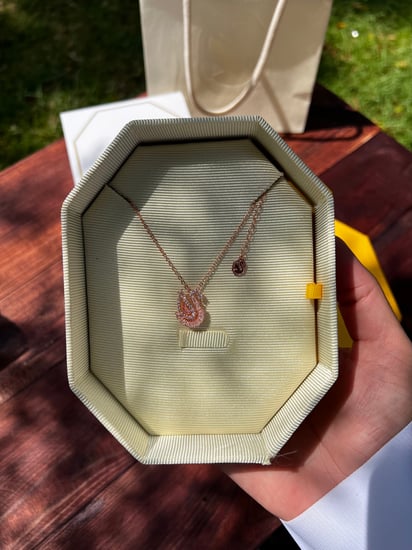 سلسال سوارفيسكي قولد روز كريستالة وردي البطه