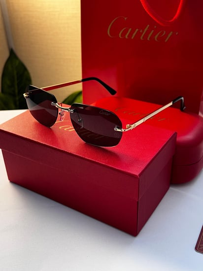 نظارة Cartier - إطار ذهبي- عدسه اسود