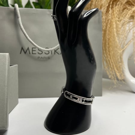 اسوارة مع خاتم MESSIKA معدن فضي