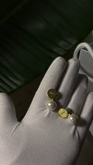 حلق  Dior وردي - ازرق