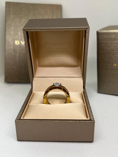 خاتم BVLGARI الماسي