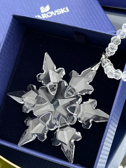 تعليقة سيارة سوارفيسكي