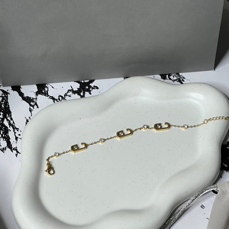 أسوارة MESSIKA معدن ذهبي