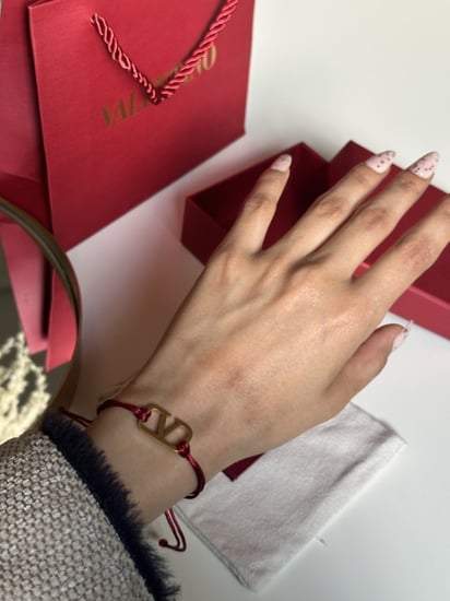 اساور VALENTINO ذهبي