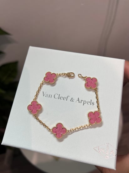 إسوارة Van cleef اذهبي -وردي