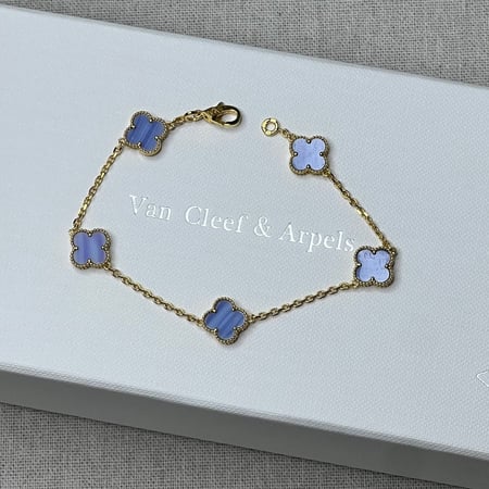 إسوارة Van cleef ذهبي_  سماوي  مميز