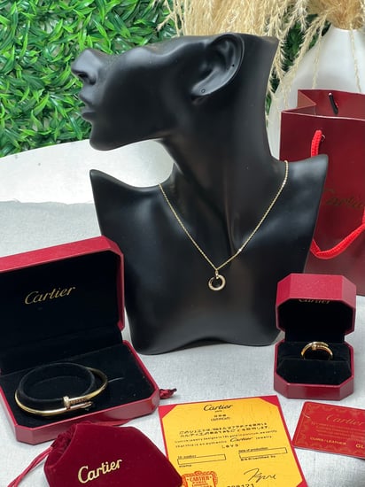 طقم Carter ذهبي