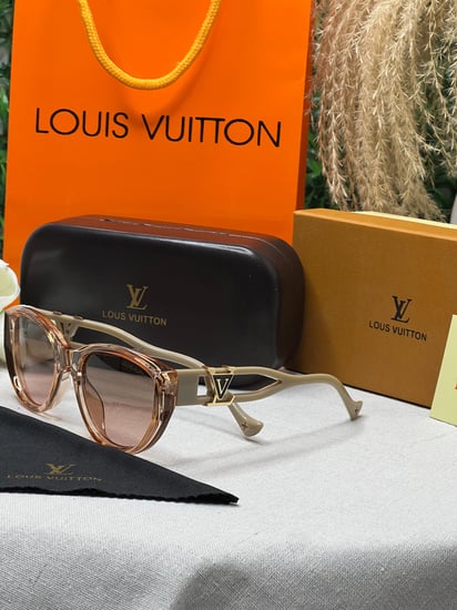 نظارة LOUIS VUITTON