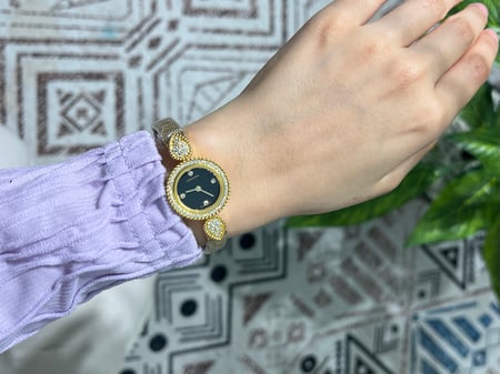 ساعة بوشرون نسائي