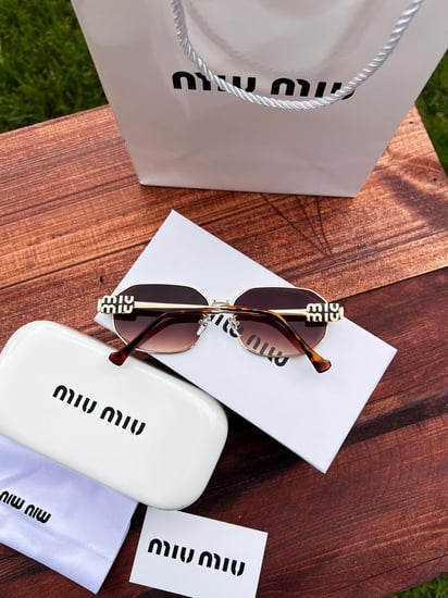 نظارة miu miu-إطار ذهبي - عدسة بني مدرج