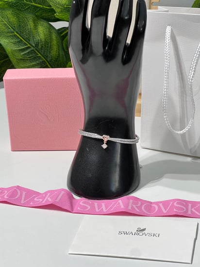 أسوارة سوارفيسكي فضي