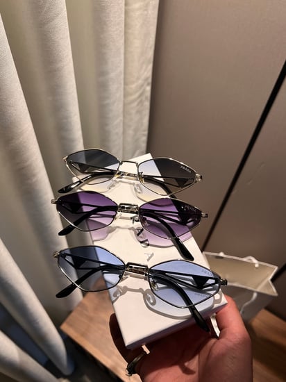 مجموعة نظارة prada ثلاث الوان