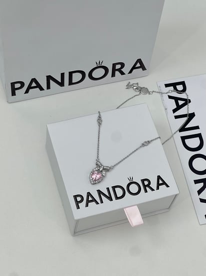 سلسال باندورا PANDORA  وردي مع كرستال