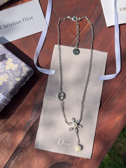 سلسال Dior فضي - لؤلؤة