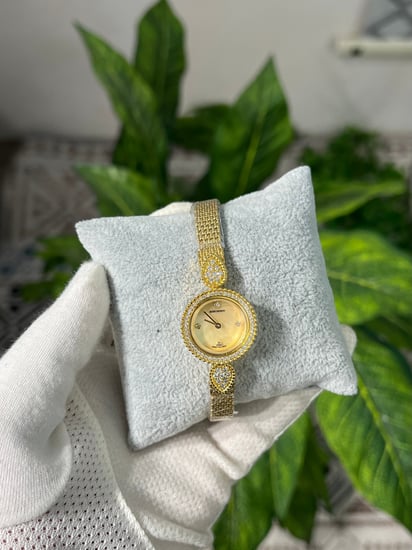 ساعة بوشرون نسائي