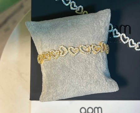 اسوارة apm ( ذهبي - فضي )