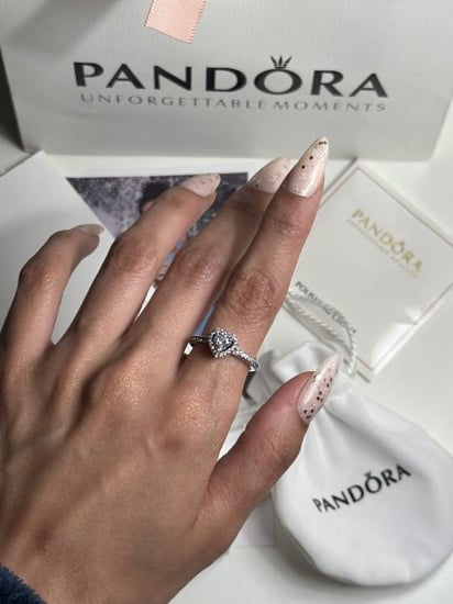 خاتم باندورا PANDORA فضي كرستالة فضي