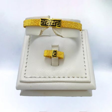 أسواره مع الخاتم ذهب عيار. 21 الوزن 16.1 جرام