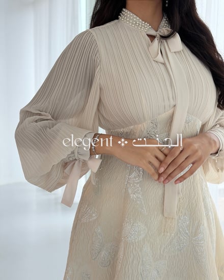 فستان سكري بربطة عنق أنثوية