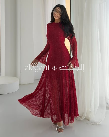 فستان مناسبات عنابي دانتيل بتفاصيل فخمة