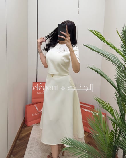 تيور سكري بتطريز ورد بارز وتصميم أنثوي من الجنت