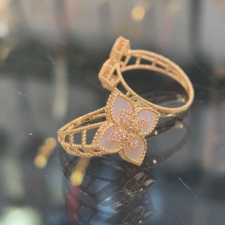 خاتم عيار 18