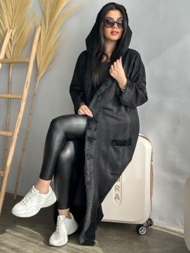 فروه نسائي اسود وجذاب