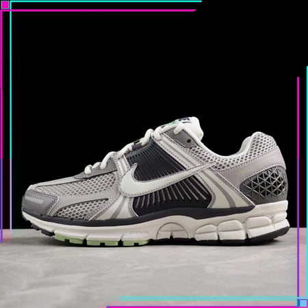 Nike Zoom Vomero 5 Cobblestone Flat Pewter