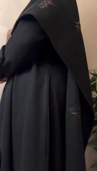 عباية شتوي بتصميم جديد وانيق
