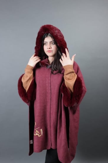 شال شتوي قماش جوخ  اطراف فرو أرنب