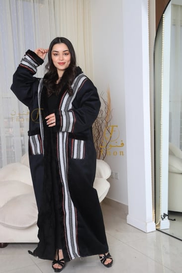 فروة نسائية شتوية أنيقة ودافئة فروات سدو اسود شتوية فرو ناعم جديد