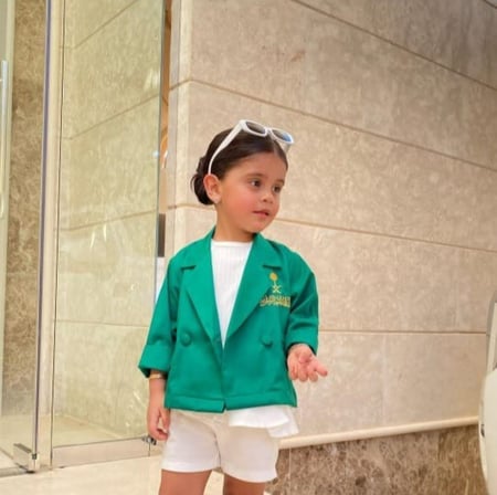 جاكيت جاكت اليوم الوطني ملابس أزياء منتجات ترند فساتين سديريات ماركة