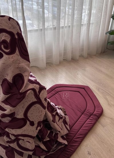 طقم صلاة المقام