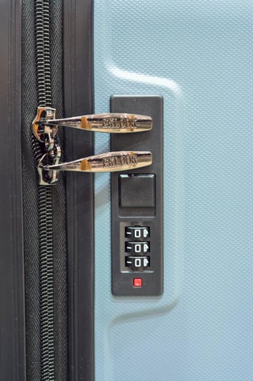 طقم شنط ضد الكسر لوان رصاصي فاتح