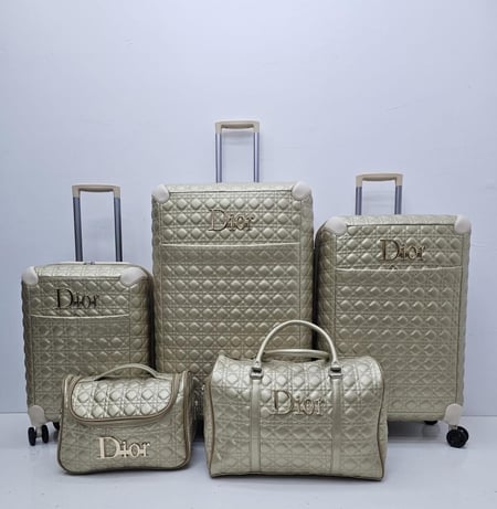 طقم شنط فيبر ملبس جلد علامة ديور 5 قطع