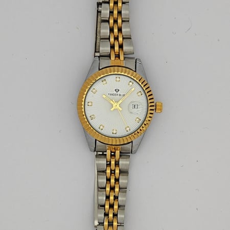 ساعة رسمية فاخرة ستيل نسائية من فاندربلو