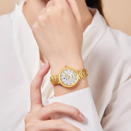 ساعة رسمية دائرية نسائية من ماكسويل