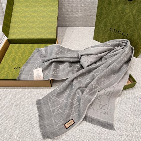 GG JACQUARD PATTERN KNITTED SCARF
