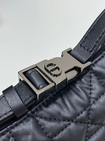 DiorTravel Nomad Pouch