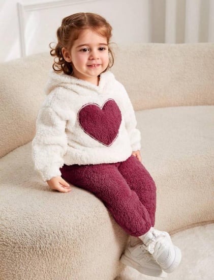 طقم بناتي ثقيل