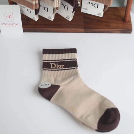 جوارب ديور D1