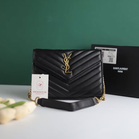 شنطة سان لوران كاسيندرا انفلوب لارج  لامعة N106