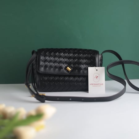 شنطة بوتيغا أنديامو كروس BT103