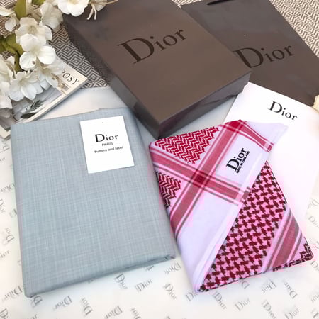 شماغ وثوب ديور