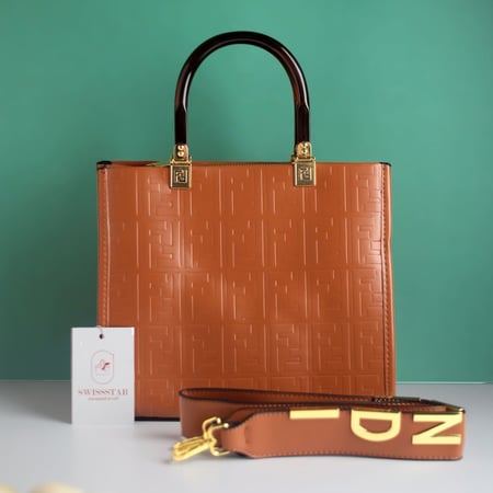 شنطة فندي نسائي F110