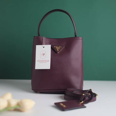 برادا بانير صغير B106