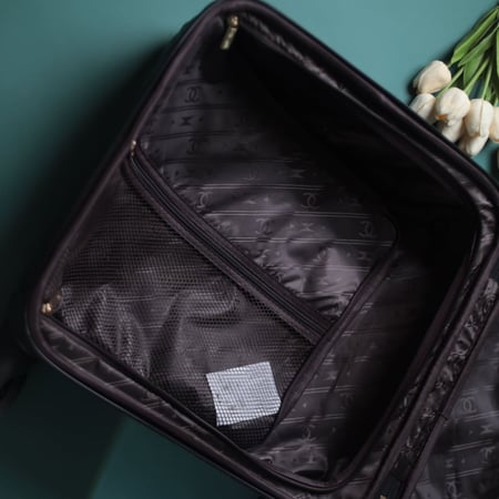 شنطة سفر شانيل C200