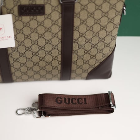 شنطة قوتشي لابتوب  GU10