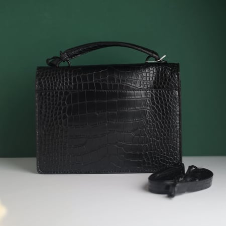 شنطة سان لوران صن سيت جلد تمساح N130