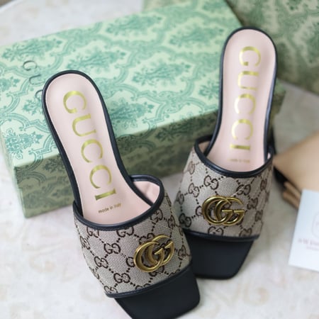 سليبر قوتشي GU07